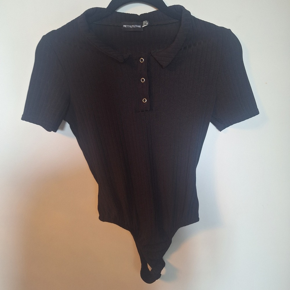 PrettyLittleThing Black Ribbed Polo Bodysuit Short Sleeve Snap Front US Size 4